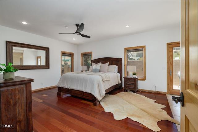 300 N Kalorama Street, Ventura CA: https://media.crmls.org/mediaz/1b4e305c-0d57-4f98-9a14-4836088fb60c.jpg