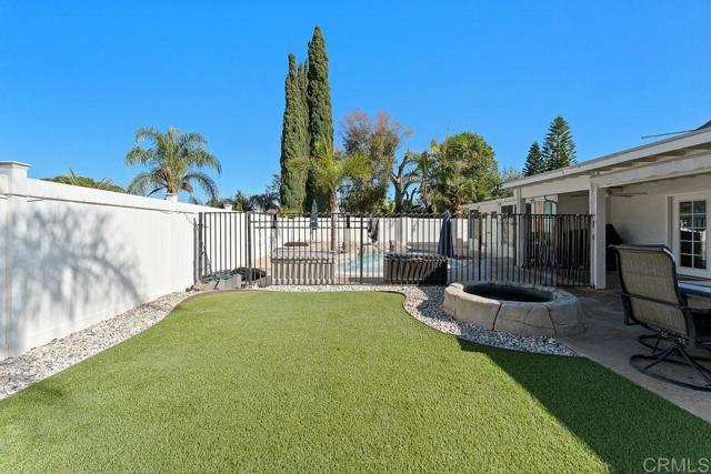 Detail Gallery Image 12 of 48 For 927 Cottonwood Ct, Corona,  CA 92879 - 5 Beds | 2 Baths