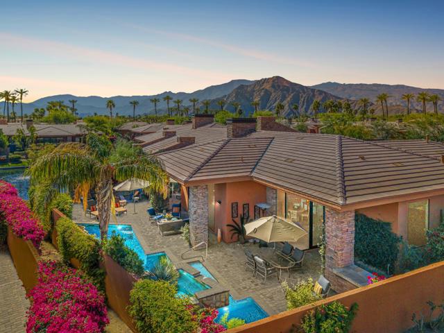 50240 Via Amante, La Quinta CA: https://media.crmls.org/mediaz/1b4efd83-0098-44ac-8981-7810e945986c.jpg
