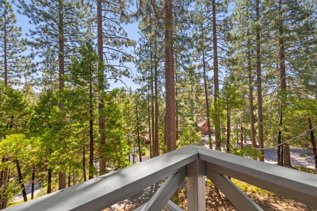 29380 Lassen Drive, Cold Springs CA: https://media.crmls.org/mediaz/1b4f084f-750e-4bbe-856f-e7415dc1cdaf.jpg