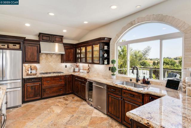 4040 Westminster Pl, Danville CA: https://media.crmls.org/mediaz/1b4f80c7-3123-4129-abb9-8bb6b9a5ee78.jpg