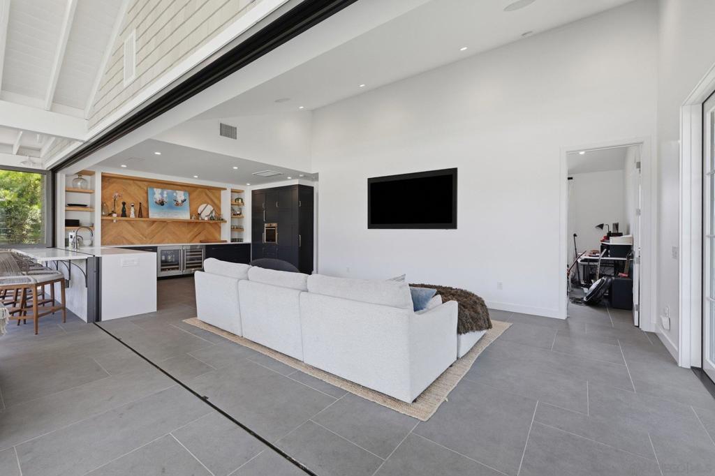 420 Bell Ranch Road - photo 7