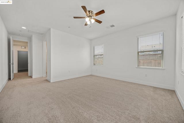 18499 Lewiston Dr, Lathrop CA: https://media.crmls.org/mediaz/1b4fd490-0cd4-45b9-8985-b3fcbb547f58.jpg