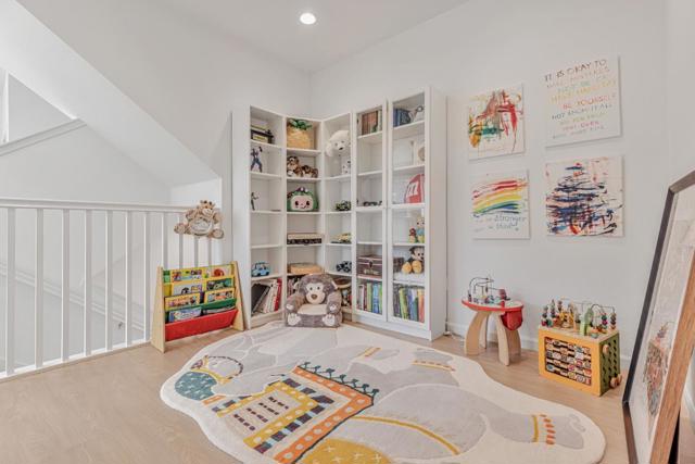 5565 Holly Bay Avenue, Dublin CA: https://media.crmls.org/mediaz/1b50edab-2213-44a1-b281-897de601a8d0.jpg