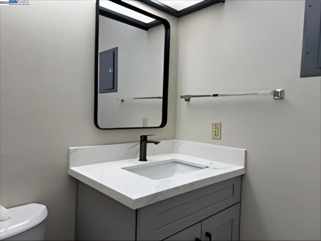 6221 Potrero Dr, Newark CA: https://media.crmls.org/mediaz/1b5189d7-0baa-4a0d-ba76-da7b3ef4adc1.jpg