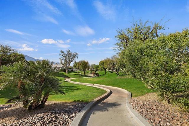15300 Palm Drive, Desert Hot Springs CA: https://media.crmls.org/mediaz/1b52077e-0926-4091-8a64-ac9f7565e040.jpg