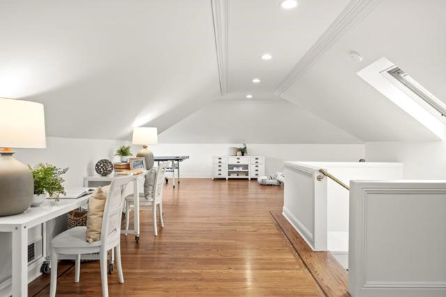 760 Chateau Drive, Hillsborough CA: https://media.crmls.org/mediaz/1b5214f2-90c7-4765-a2ef-aa1fc553e53a.jpg