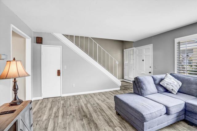 139 Fourth Ave, Chula Vista, California 91910, 2 Bedrooms Bedrooms, ,1 BathroomBathrooms,Townhouse,For Sale,Fourth Ave,250028610SD