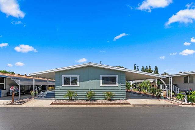9255 N Magnolia, Santee CA: https://media.crmls.org/mediaz/1b52b360-225b-4c72-9df2-97d5c788fa94.jpg