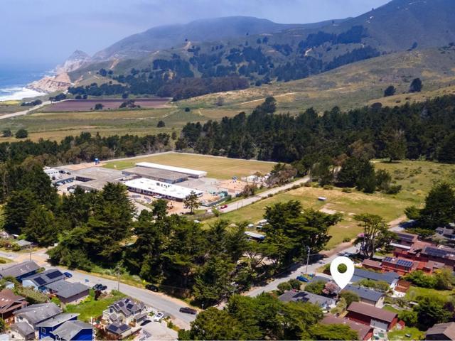 1161 Tamarind Street, Montara CA: https://media.crmls.org/mediaz/1b5318ce-260d-4253-8483-4424befcd527.jpg
