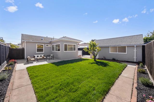 652 Myrtle Avenue, South San Francisco CA: https://media.crmls.org/mediaz/1b537617-e692-42e9-94cd-073f500a9fe9.jpg