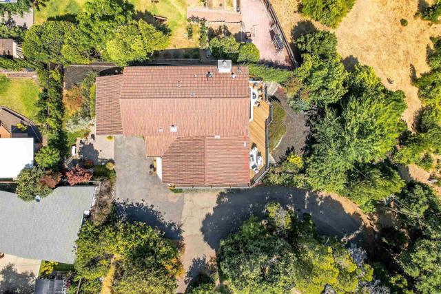 24948 Campus Dr, Hayward CA: https://media.crmls.org/mediaz/1b538b40-971e-4de0-9422-c7c7abcab4d7.jpg