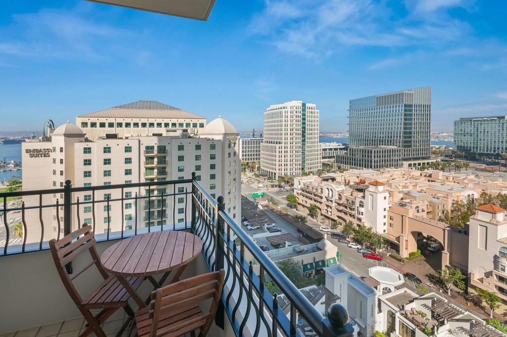 700 Harbor - photo 19