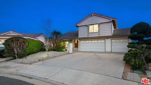 3086 Indian Mesa Drive, Thousand Oaks CA: https://media.crmls.org/mediaz/1b547aef-91e9-4694-b369-39bcf4aad1f2.jpg