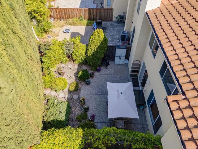 356 Meadowhaven Way, Milpitas CA: https://media.crmls.org/mediaz/1b54a4ae-82f9-43e2-960f-01cfb1b17833.jpg