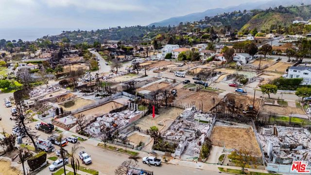 Drew Fenton | 16755 Bollinger Drive Pacific Palisades CA | MLS: 7159684