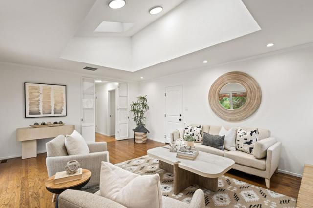135 Belvue Drive, Los Gatos CA: https://media.crmls.org/mediaz/1b56ed7c-acb3-48f5-826b-f8685bdc076c.jpg