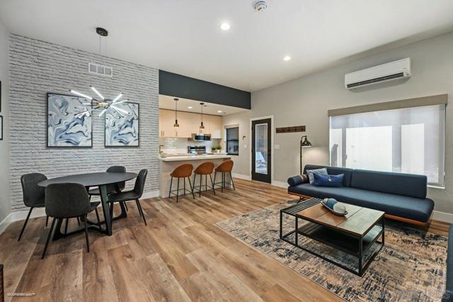 Image 2 of 37 For 6611 Lago Corte