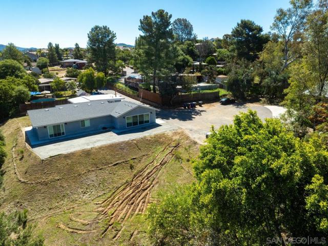 1450 1452 Rock Terrace, Alpine CA: https://media.crmls.org/mediaz/1b57d83c-fa02-4756-a51e-b3c63141f85a.jpg