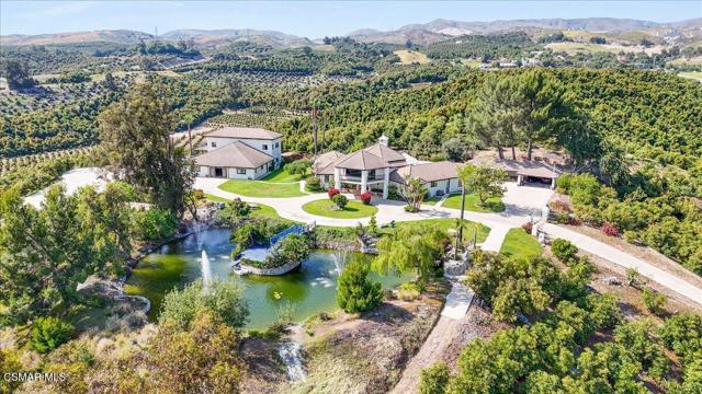 8445 Roseland Avenue, Moorpark CA: https://media.crmls.org/mediaz/1b58f739-4fee-4298-a0f4-63b805a1460e.jpg