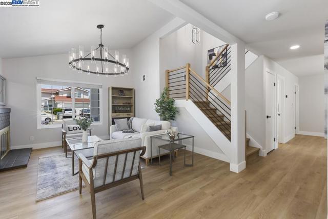 1656 Briarcrest Ct, San Jose CA: https://media.crmls.org/mediaz/1b59039e-dacb-46ec-b320-fbad21aeffd7.jpg
