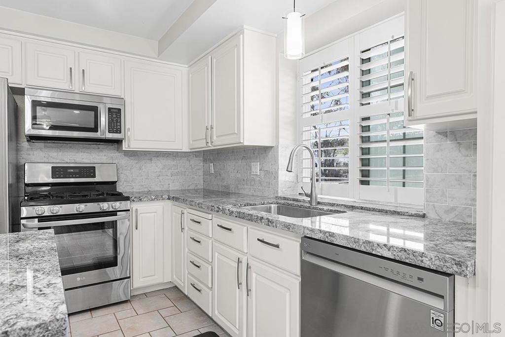 3631 Caminito Carmel Landing - photo 7