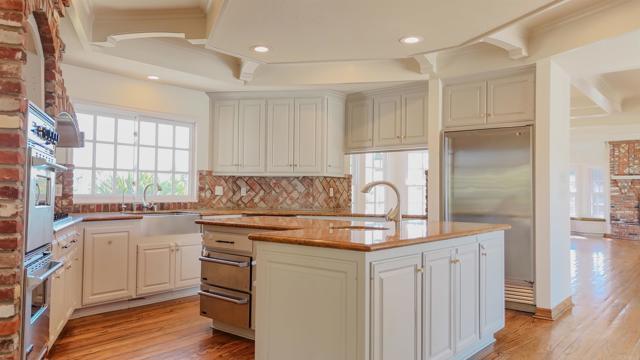 Detail Gallery Image 18 of 37 For 16110 via Del Alba, Rancho Santa Fe,  CA 92067 - 7 Beds | 6/1 Baths