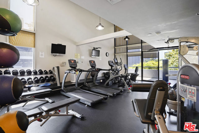 880 W 1st Street, Los Angeles CA: https://media.crmls.org/mediaz/1b5a2ac0-4370-4d83-829a-ea175b9dcf8a.jpg