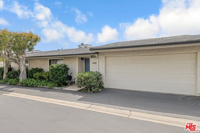 6789 Shearwater Lane, Malibu CA: https://media.crmls.org/mediaz/1b5a98d6-a94a-485b-9acd-57a641b15929.jpg