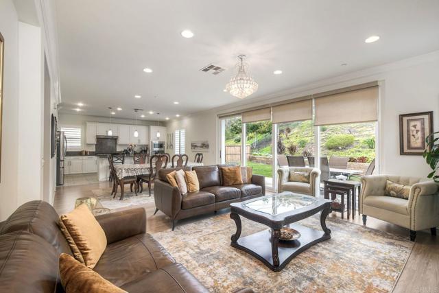 Detail Gallery Image 13 of 42 For 926 Hydra Court, San Marcos,  CA 92069 - 4 Beds | 3 Baths