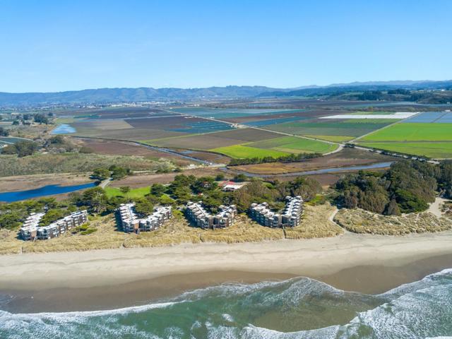 101 Shell Drive, Watsonville CA: https://media.crmls.org/mediaz/1b5b2078-1654-4f84-95ef-de2eb5ddedcc.jpg