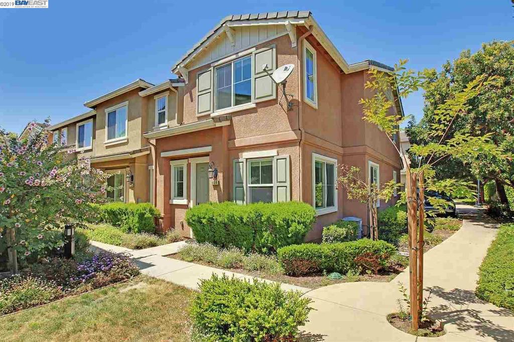 900 Old Oak Lane #3