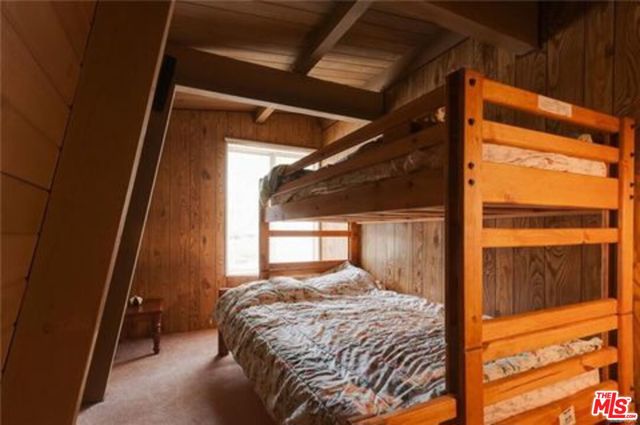 40249 ESTERLY Lane, Big Bear CA: https://media.crmls.org/mediaz/1b5ccb4a-41e2-48cd-a79d-5268cb455557.jpg