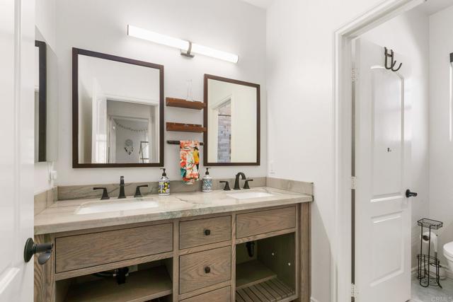 Image 37 of 74 For 1251 Holmgrove Drive