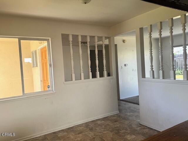Detail Gallery Image 8 of 20 For 451 Redwood St, Oxnard,  CA 93033 - 3 Beds | 2 Baths