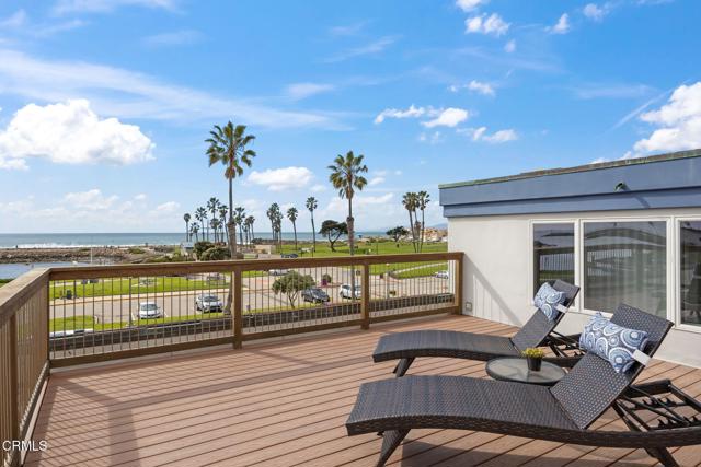 3097 Bayshore Avenue, Ventura CA: https://media.crmls.org/mediaz/1b5ecfe7-ecd0-4ae7-9ab7-ec632010268f.jpg