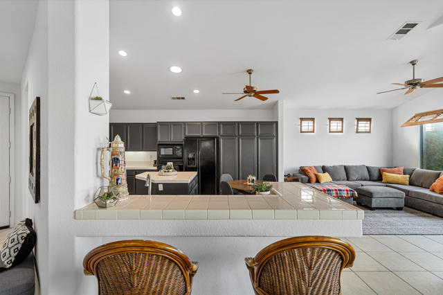67600 S Laguna Drive, Cathedral City CA: https://media.crmls.org/mediaz/1b5fe39f-5f97-4cf7-8136-4b629f7ede62.jpg