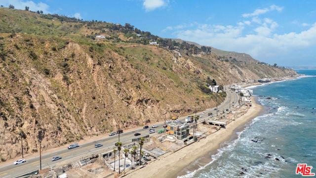 20866 Pacific Coast Highway photo 4