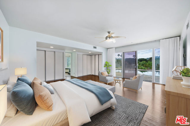 15901 High Knoll Road, Encino CA: https://media.crmls.org/mediaz/1b60638d-8b29-44a5-8ee1-b868877807d4.jpg