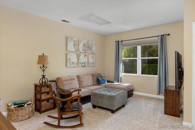 2520 Filmott, Escondido CA: https://media.crmls.org/mediaz/1b60c183-b168-429d-8bc7-32c1a886d160.jpg