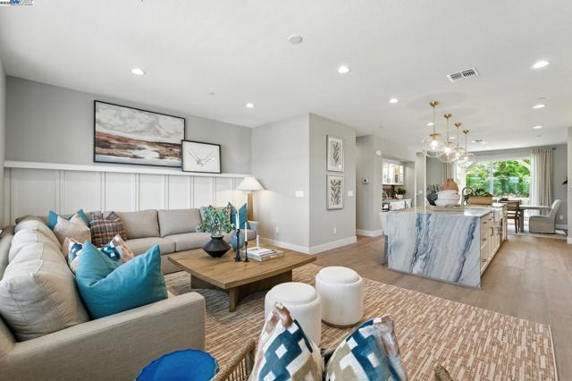 4711 Marengo Loop, Livermore CA: https://media.crmls.org/mediaz/1b60cde6-0652-499f-a101-fd704886b4bb.jpg