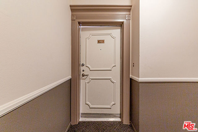 620 S Gramercy Place, Los Angeles CA: https://media.crmls.org/mediaz/1b61396a-74af-46dd-821c-dc61e0460c47.jpg