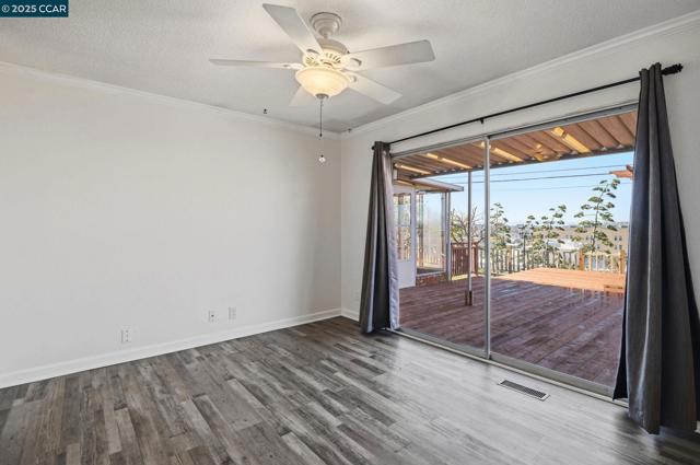 931 N Camino Alto Drive, Vallejo CA: https://media.crmls.org/mediaz/1b62a23c-ad24-40ec-bc48-d10aa4f67a3a.jpg