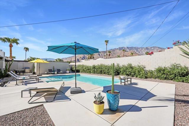 408 E Glen Circle N, Palm Springs, CA 92262