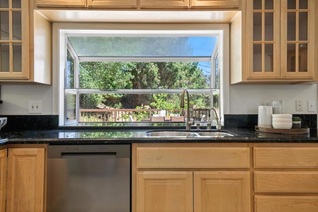 5529 Feather Court, Castro Valley CA: https://media.crmls.org/mediaz/1b63b95c-7ee1-4129-a14c-643df00491ba.jpg