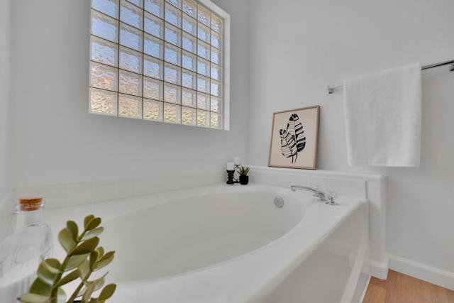 2334 Columbine Dr, Alpine CA: https://media.crmls.org/mediaz/1b649466-97b8-45e4-a2d4-670e7a6d74b6.jpg