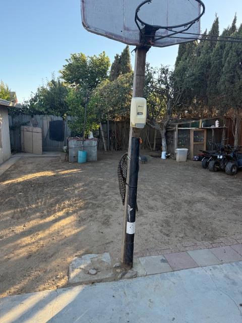 1102 Pinnacles Avenue, Greenfield CA: https://media.crmls.org/mediaz/1b64b039-e64a-4898-8de4-baebe2459074.jpg