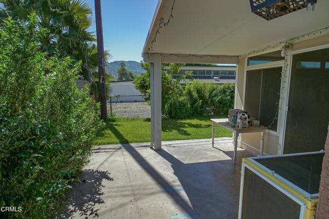 752 Fillmore Street, Santa Paula CA: https://media.crmls.org/mediaz/1b64b6cd-795b-4714-8597-947586ae1c42.jpg