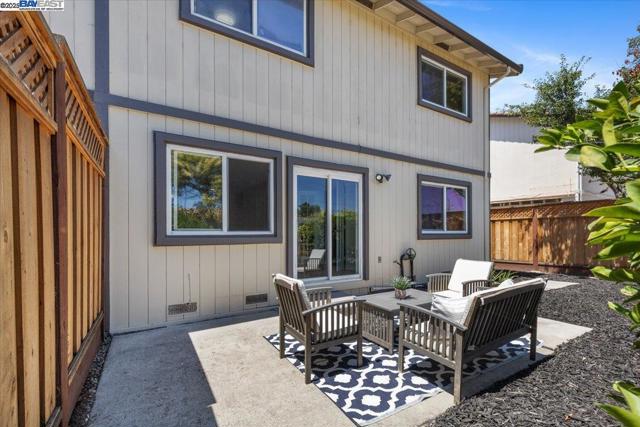 8351 Mulberry Pl, Dublin CA: https://media.crmls.org/mediaz/1b652613-942c-4ed1-94e6-501ec7b7e819.jpg