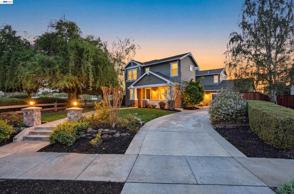 2785 Decker Ln